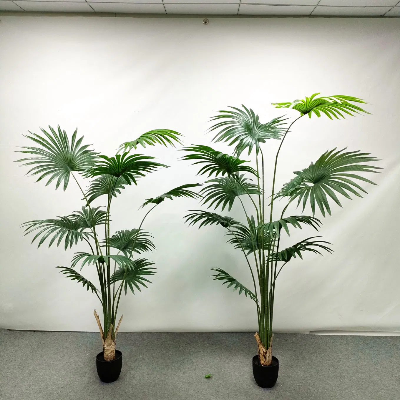 Simulation Potted Palm Tree