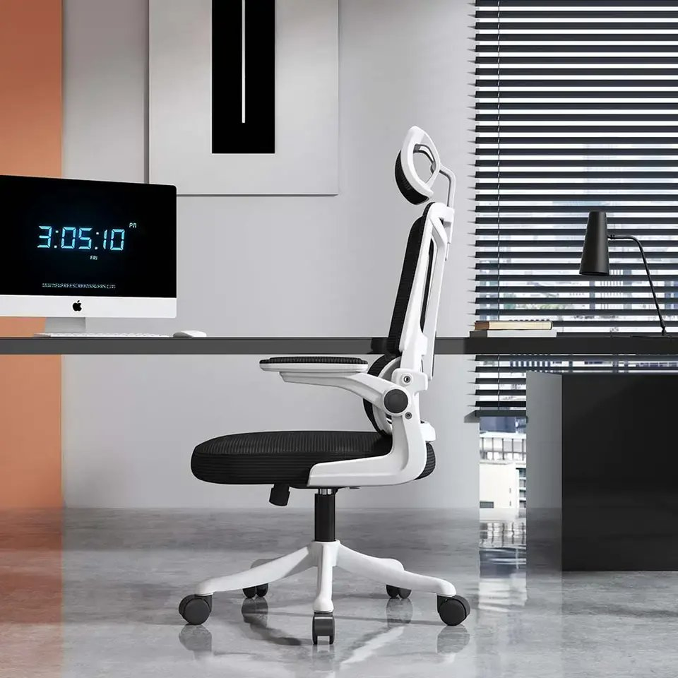 RT-016 Adjustable Ergonomic Chair