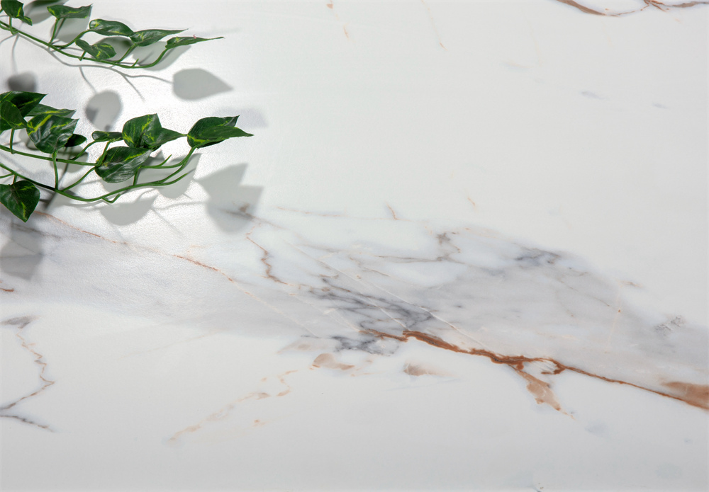 Calacatta Gold Porcelain Tile